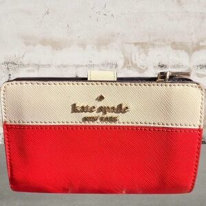 Kate Spade New York Colorblock Large Slim Bifold Wallet, EUC